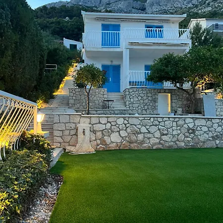 Le View Villa *