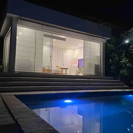 Le View Villa