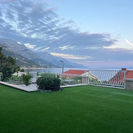 Villa Le View Pisak