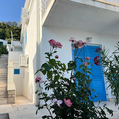 Villa Le View