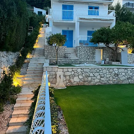 Villa Le View Pisak