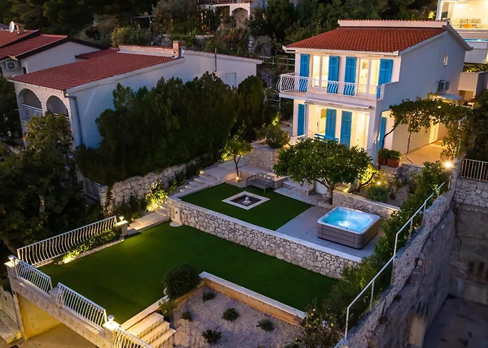 فيلة Le View بيساك